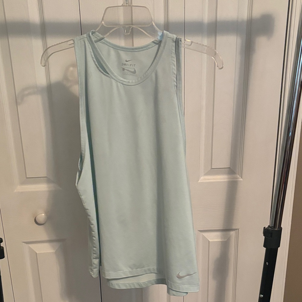 Nike Women's Mint Colored Tank Top